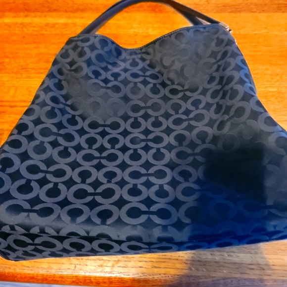 Coach Shoulder Bag - Picture 1 of 6